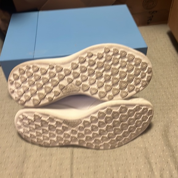 Gently used worn 5 times Sz 10 Kith X Ace Tango 17.1 Pure Control ‘Flamingo Wht’ - Picture 6 of 7